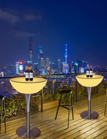 Комплект светящейся мебели Стол+2 стула V10 Комплект светящейся мебели Стол+2 стула V10