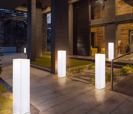 Светильник Колонна 30х20 питание от АКБ, RGB Светильник Колонна 30х20 питание от АКБ, RGB